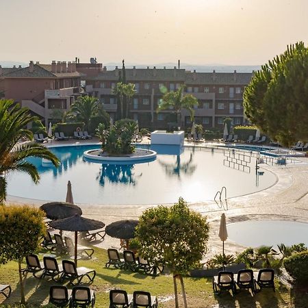 Aparthotel Ilunion Sancti Petri Chiclana de la Frontera Exterior foto