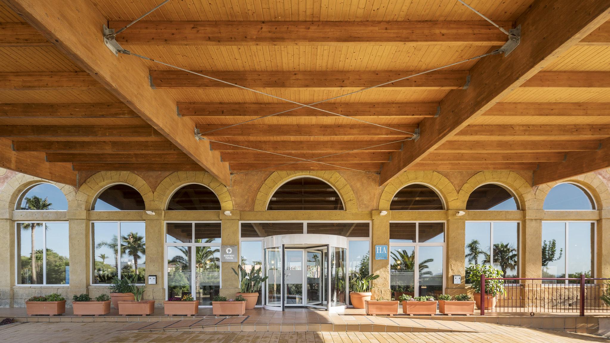 Aparthotel Ilunion Sancti Petri Chiclana de la Frontera Exterior foto