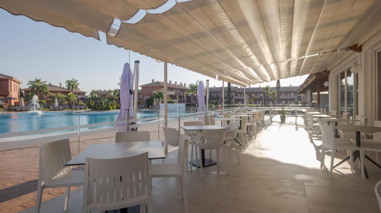 Aparthotel Ilunion Sancti Petri Chiclana de la Frontera Exterior foto