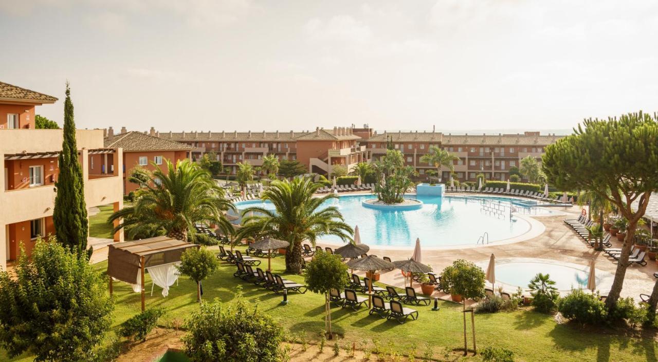 Aparthotel Ilunion Sancti Petri Chiclana de la Frontera Exterior foto